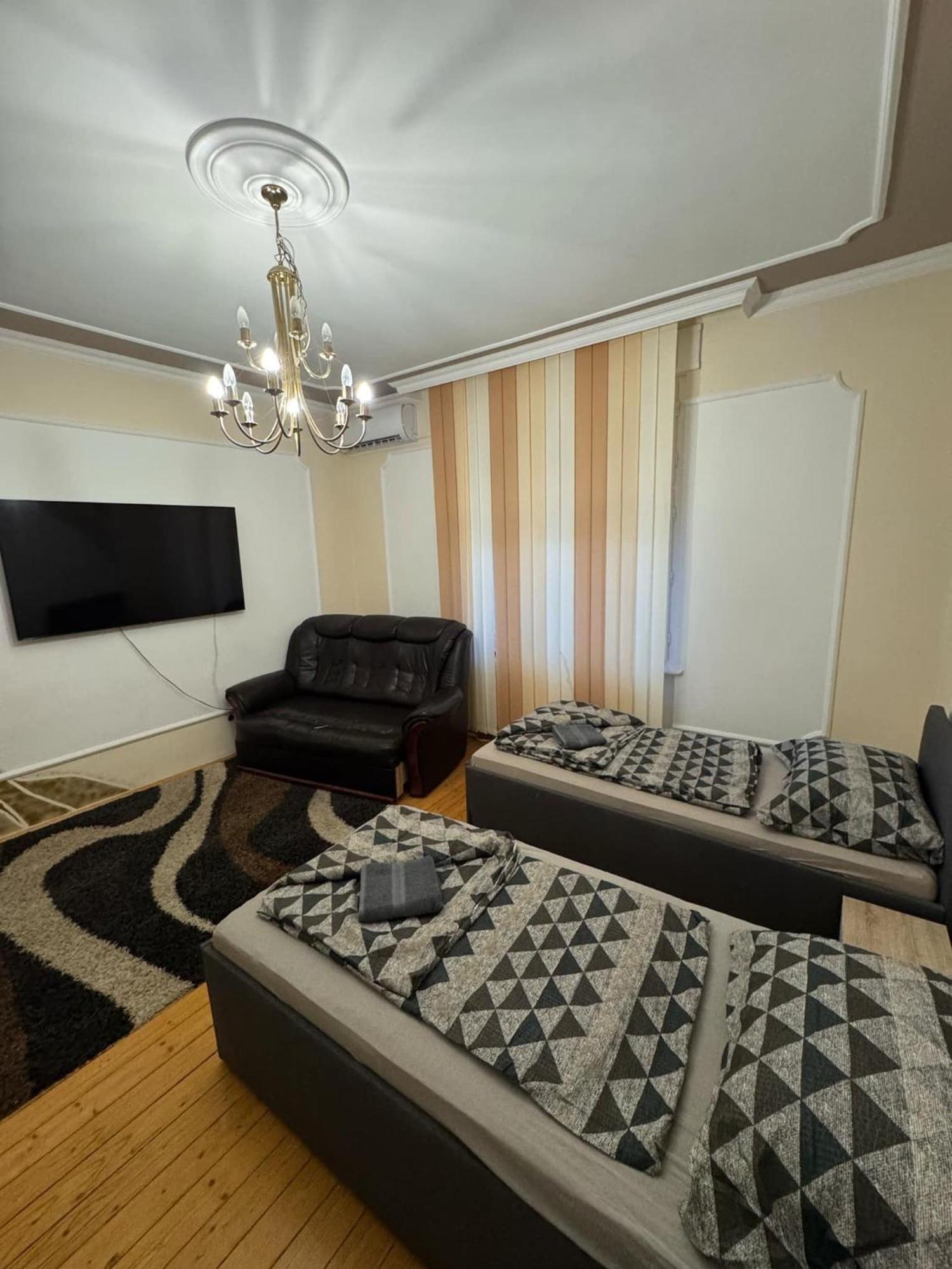 Hotel Kuriozum Vendeghaz Segedyn Zewnętrze zdjęcie