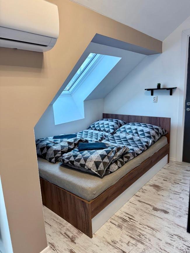 Hotel Kuriozum Vendeghaz Segedyn Zewnętrze zdjęcie