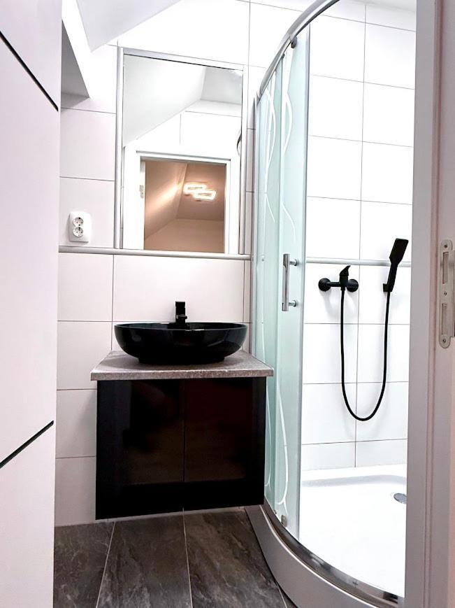 Hotel Kuriozum Vendeghaz Segedyn Zewnętrze zdjęcie